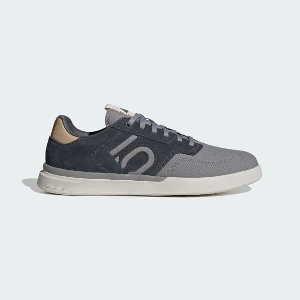 adidasb1246